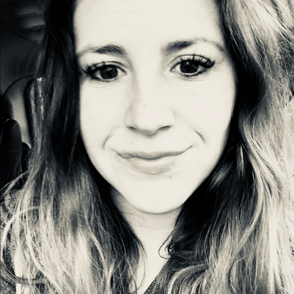 Meet your Posher, Erica